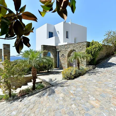 Andros Homes Sea Side & Affittacamere Gavrio
