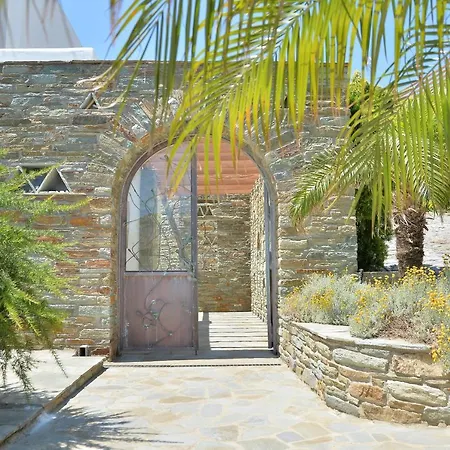 Andros Homes Sea Side & ゲストハウス 4*