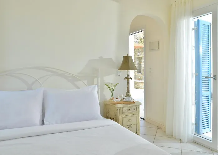 Andros Homes Sea Side & ゲストハウス ガブリオン