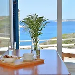 Andros Homes Sea Side & Pensionat Gavrio