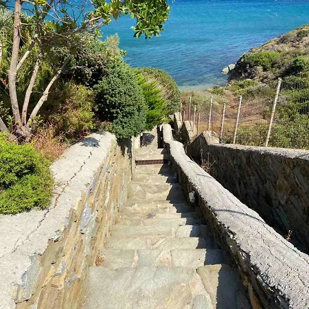 Guest house Andros Homes Sea Side & *