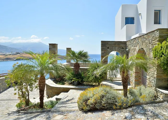 Andros Homes Sea Side & 4* Gavrio